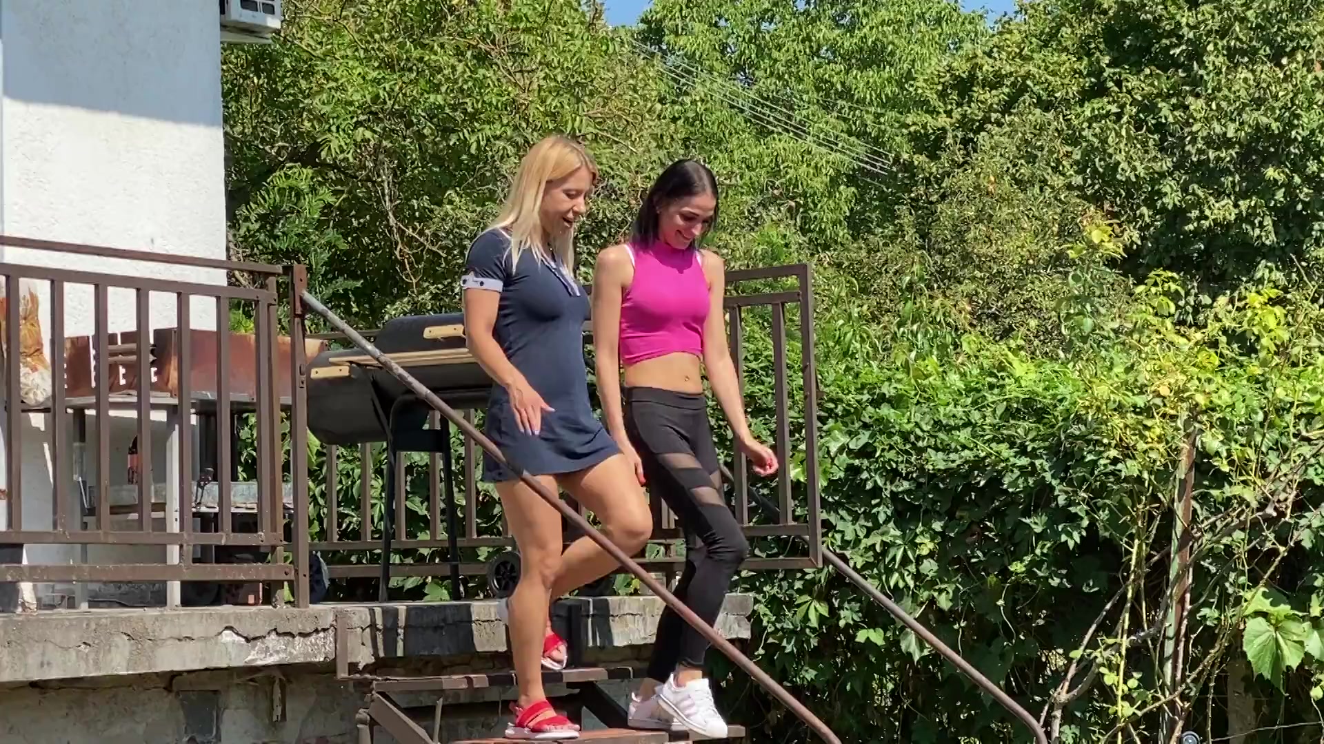 Cruel dominas trampling sub outdoor